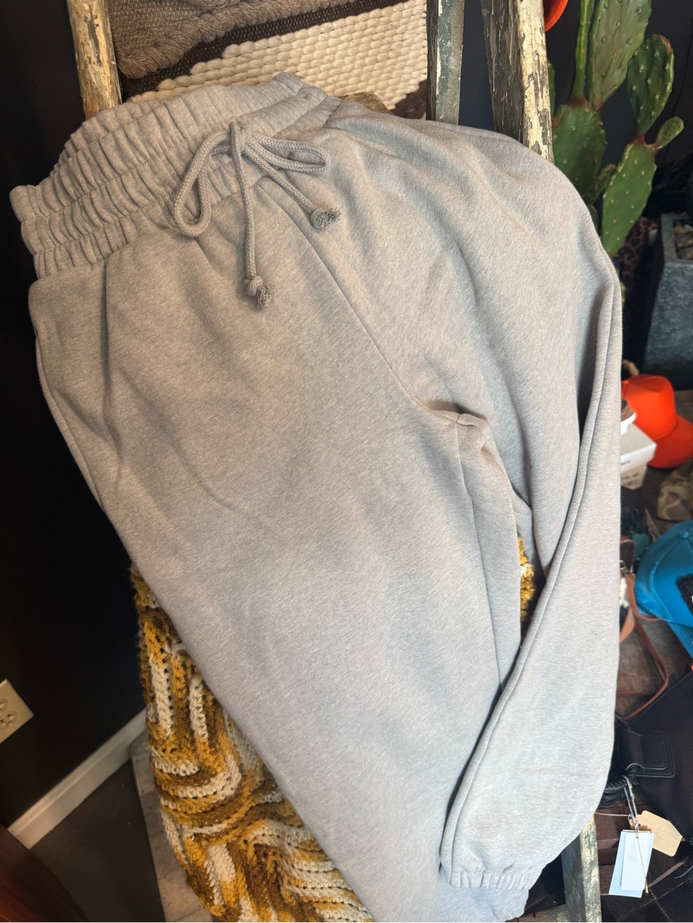 Wild Fable Juniors Gray Jogger Sweatpants - Comfortable, high rise